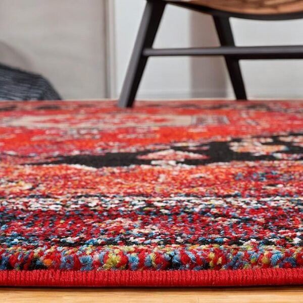 SAFAVIEH’s Vintage Oriental Red Area Rug - Image 5